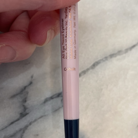 Doll 10 All Eye Need Eyeliner in Cobalt Blue and Lip Crayon in Bubbly. - Picture 5 of 5